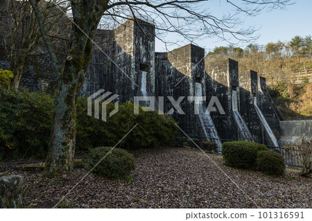Hounenike Dam, Japan's oldest stone masonry multiple arch dam in Kanonji City, Kagawa Prefecture, Japan Hounenike Dam, Japan's oldest stone masonry multiple arch dam in Kanonji City, Kagawa Prefecture, Japan 101316591