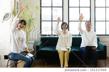 參加研討會的人 101317444