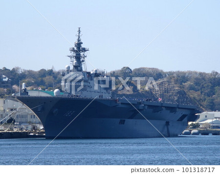 Destroyer Izumo Yokosuka Air Base Destroyer Izumo Yokosuka Air Base 101318717