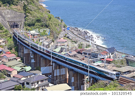 Tokaido Main Line Hayakawa - Nebukawa JR East E257 series 2000 series NA-11 formation (Omiya) Odoriko Tokaido Main Line Hayakawa - Nebukawa JR East E257 series 2000 series NA-11 formation (Omiya) Odoriko 101320545