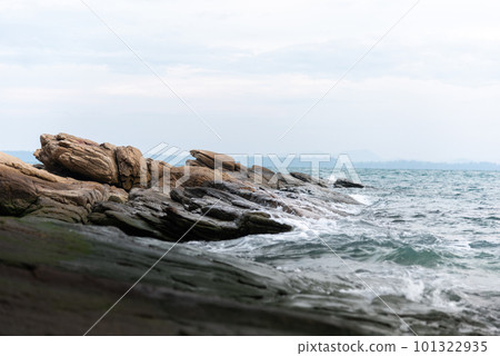 The rock beach 101322935