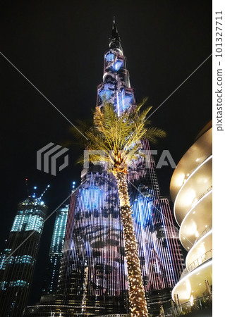 Dubai, UAE February 20, 2020: the tallest building in the world Burj Khalifa Dubai, UAE February 20, 2020: the tallest building in the world Burj Khalifa 101327711