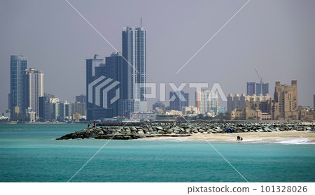 White sand city beaches on the Persian Gulf 101328026