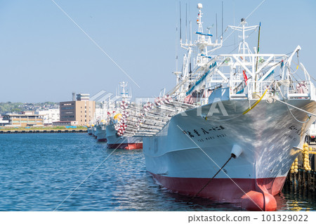 "Aomori Prefecture" Squid fishing boat anchored at Hachinohe Port "Aomori Prefecture" Squid fishing boat anchored at Hachinohe Port 101329022