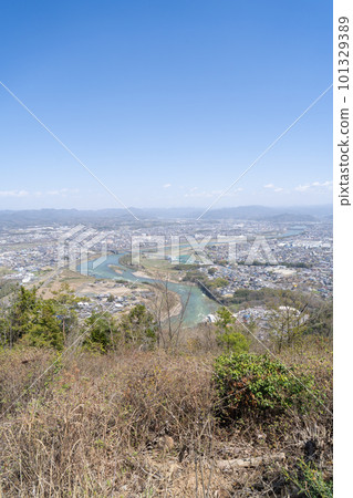 Kiso River seen from the summit of Mt. Hatobuki (Kani City, Gifu Prefecture) 101329389