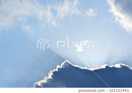 充滿陽光的雲 充滿陽光的雲 101331443