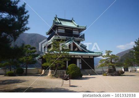 Higashimachi Castle Ruins and Surroundings 101332038