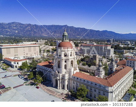 Aerial view of the Pasadena City Hall 101337288