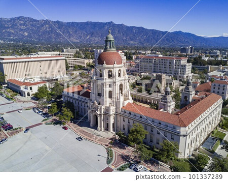Aerial view of the Pasadena City Hall 101337289