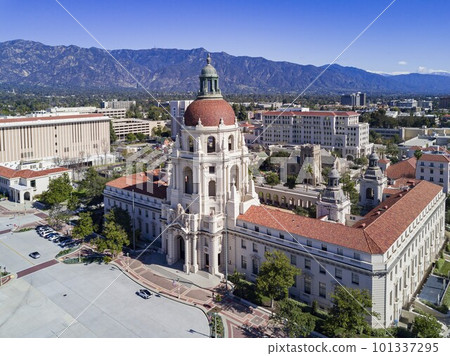 Aerial view of the Pasadena City Hall 101337295