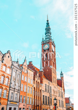 Beautiful architecture of the old town in Gdansk with city hall at Gdansk, Poland Beautiful architecture of the old town in Gdansk with city hall at Gdansk, Poland 101337525