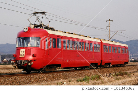 3400 series train on the Meitetsu Hiromi Line 3400 series train on the Meitetsu Hiromi Line 101346362