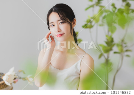 Young woman, beauty image　 101346882