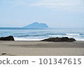 Sea	 101347615