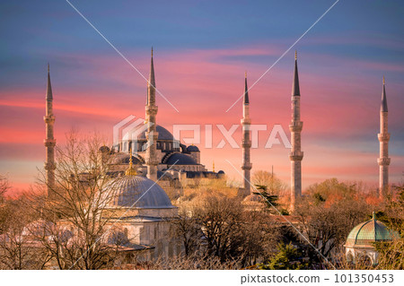 The biggest mosque in Istanbul Turkiye of Sultan Ahmed Ottoman Empire, Blue Mosque Sultanahmet Camii Sultan Ahmed Mosque in old city, Bosporus and Asian side skyline, Istanbul, Turkey The biggest mosque in Istanbul Turkiye of Sultan Ahmed Ottoman Empire, Blue Mosque Sultanahmet Camii Sultan Ahmed Mosque in old city, Bosporus and Asian side skyline, Istanbul, Turkey 101350453