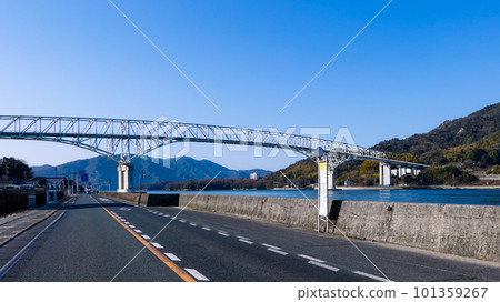 連接吳和江田島的早瀨橋(廣島縣吳市) 連接吳和江田島的早瀨橋(廣島縣吳市) 101359267