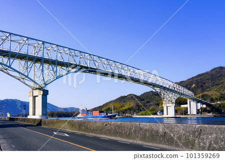 Hayase Bridge connecting Kure and Etajima (Kure City, Hiroshima Prefecture) Hayase Bridge connecting Kure and Etajima (Kure City, Hiroshima Prefecture) 101359269