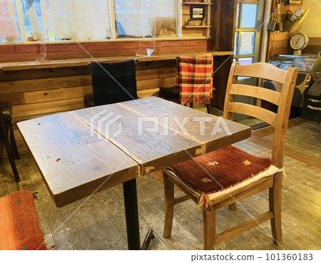復古的咖啡廳 101360183