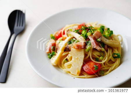 Bamboo shoot peperoncino Bamboo shoot peperoncino 101361977