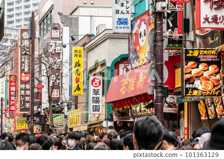 [Kanagawa Prefecture] Yokohama Chinatown returns to its pre-coronavirus bustle 101363129