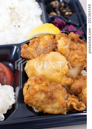 美味的雞肉炸雞午餐 101364349