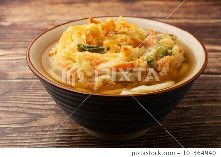Kakiedake udon noodles 101364940