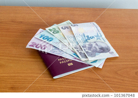 Polish biometric passport with Turkish lira (TRY). 101367048