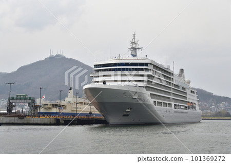 Shoot the scenery of the cruise ship Silver Muse anchored at Hakodate Port in Hokkaido in spring 101369272
