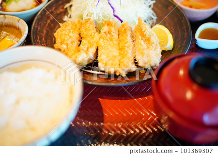 Delicious pork cutlet set meal Delicious pork cutlet set meal 101369307