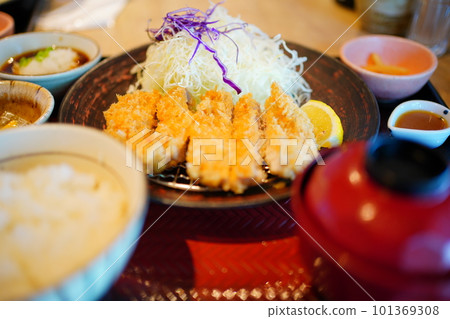 Delicious pork cutlet set meal Delicious pork cutlet set meal 101369308