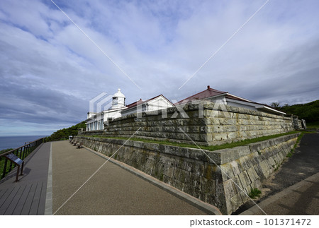 地藏崎庭園和美保關燈塔 地藏崎庭園和美保關燈塔 101371472