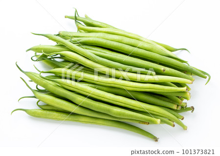 Green beans (green beans, three-degree beans). (White background) Green beans (green beans, three-degree beans). (White background) 101373821