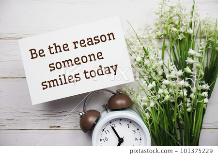 Be the reason someone smiles today text message motivational and inspiration quote Be the reason someone smiles today text message motivational and inspiration quote 101375229