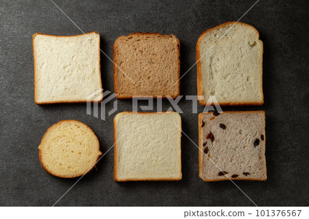 lots of bread 101376567