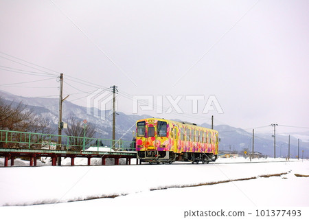 Flower Nagai Line Hakuto Station Yamagata Railway Flower Nagai Line Hakuto Station Yamagata Railway 101377493