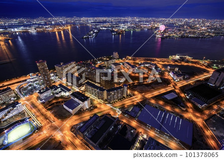 Osaka Prefecture, night view from Sakishima Cosmo Tower (Tempozan direction) Osaka Prefecture, night view from Sakishima Cosmo Tower (Tempozan direction) 101378065