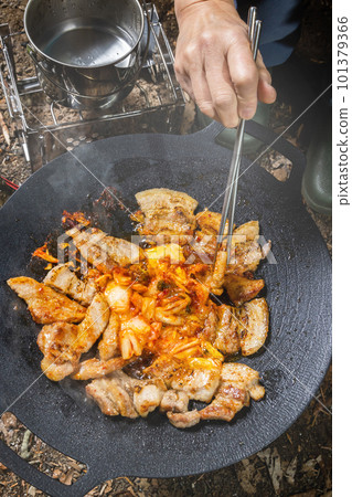 Samgypsal Korean BBQ Barbecue of Korean pork (samgyeopsal) Samgypsal Korean BBQ Barbecue of Korean pork (samgyeopsal) 101379366