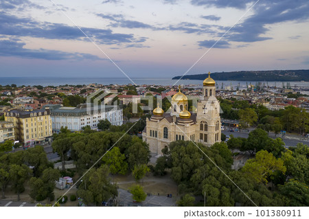 view of the city center 101380911