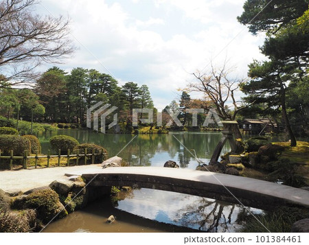 Scenery of Kenrokuen, one of Japan's three great gardens Scenery of Kenrokuen, one of Japan's three great gardens 101384461