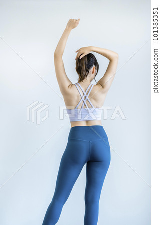 年輕女子健身形像後視圖 101385351