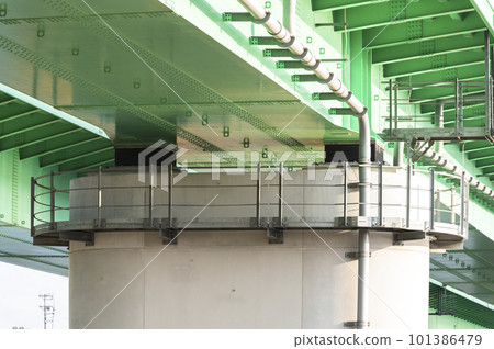 Rubber bearings for bridge piers Rubber bearings for bridge piers 101386479