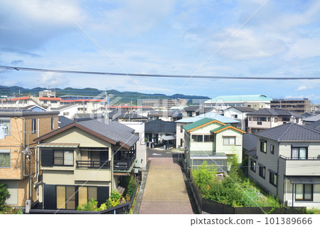 Scenery between Kagoshima Chuo Station and Ibusuki Station on the JR Kyushu Ibusuki Makurazaki Line (Summer 2022) 101389666