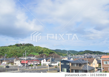 Scenery between Kagoshima Chuo Station and Ibusuki Station on the JR Kyushu Ibusuki Makurazaki Line (Summer 2022) Scenery between Kagoshima Chuo Station and Ibusuki Station on the JR Kyushu Ibusuki Makurazaki Line (Summer 2022) 101389669