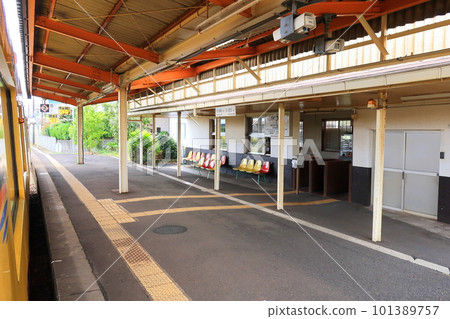 Scenery between Kagoshima Chuo Station and Ibusuki Station on the JR Kyushu Ibusuki Makurazaki Line (Summer 2022) 101389757
