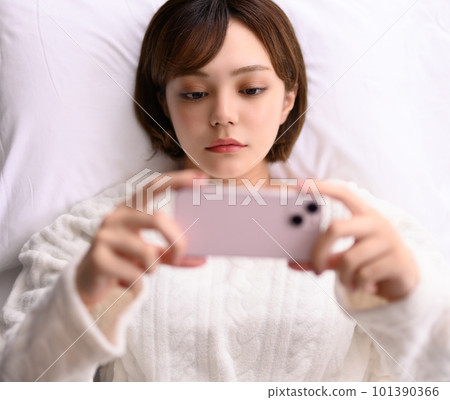 female, lady, woman 101390366