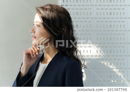 business woman thinking business woman thinking 101397748
