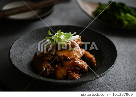 水煮雞翅 101397909