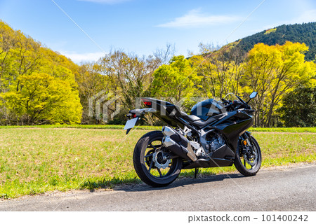 春季自行車旅行里山和藍天 g-2 生動 101400242