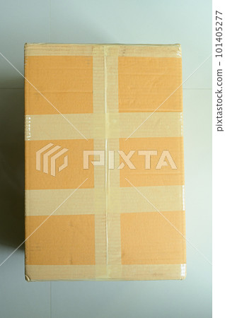 brown box packaging for shipping, paper textured 101405277