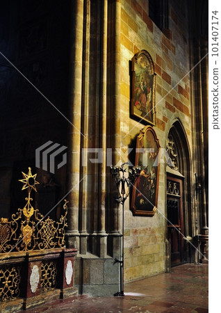 聖維特大教堂內景 101407174